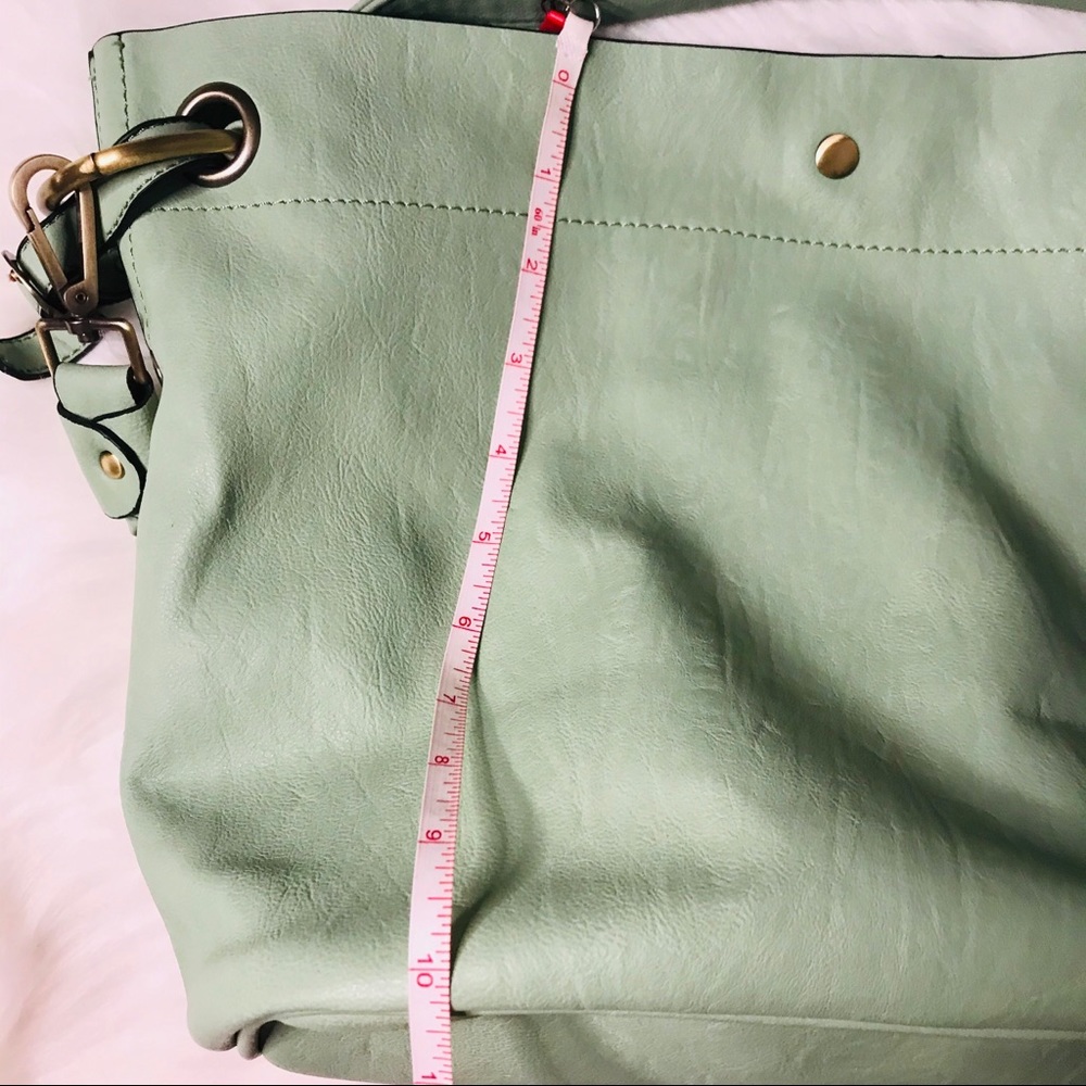 CINDY 🌿 HOBO BAG - Picture 8 of 10